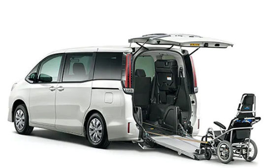Honda 軽乗用車 ライフ をマイナーモデルチェンジ 介護車仕様 ライフ アルマス には 車いす移動車 を追加設定し発売